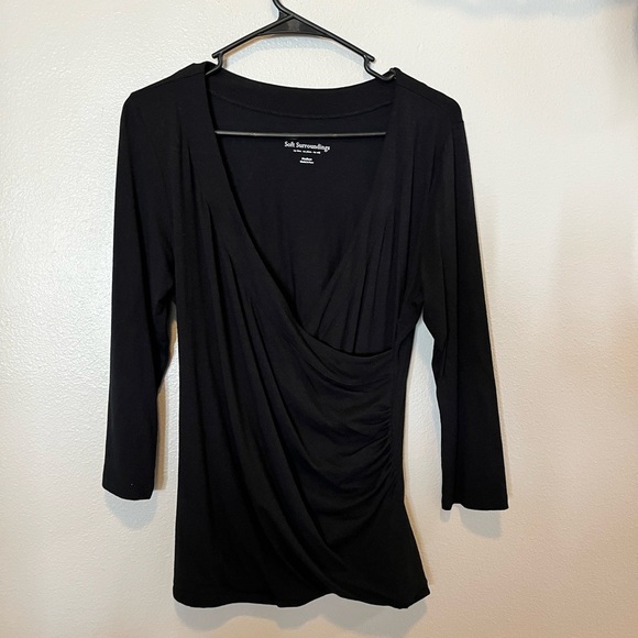 Soft Surroundings Black Faux Wrap V-Neck Top M - Picture 3 of 6